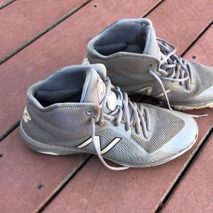 New Balance baseball cleats, one pair